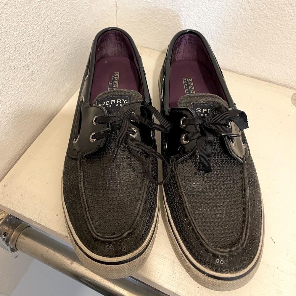 Woman’s Black Sperry Sliders